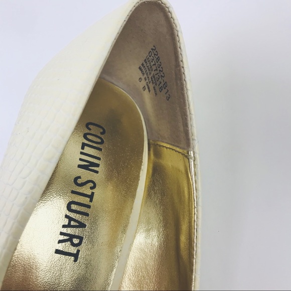 🌟Colin Stuart Peep Toe Wedge in Cream 🌟 - Picture 7 of 12